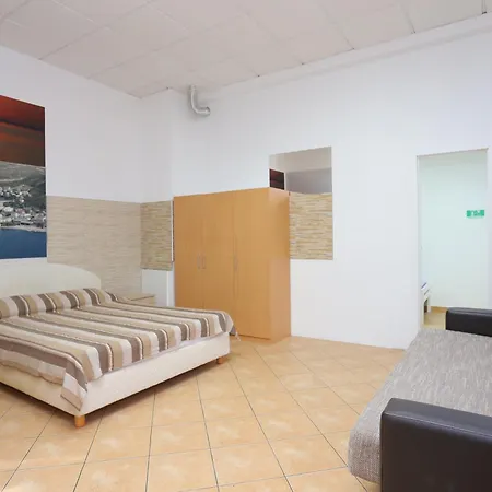 By The Sea Dugi Rat, Omis - 15516 Apartment Dugi Rat